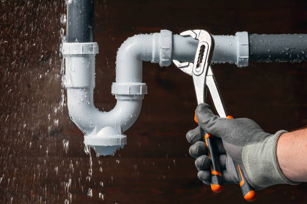 Professional Leak Detection technician working in Midland, VA